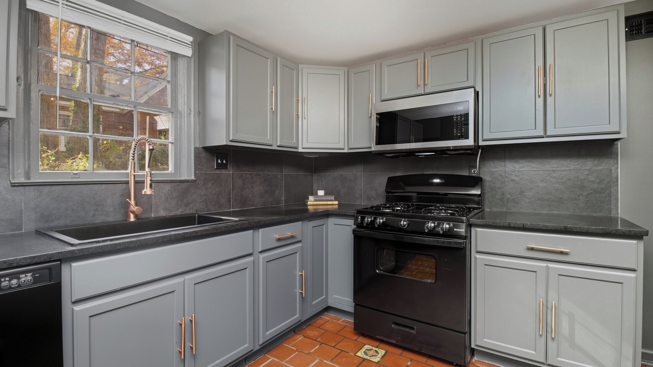 Photo of Kitchen in East Side