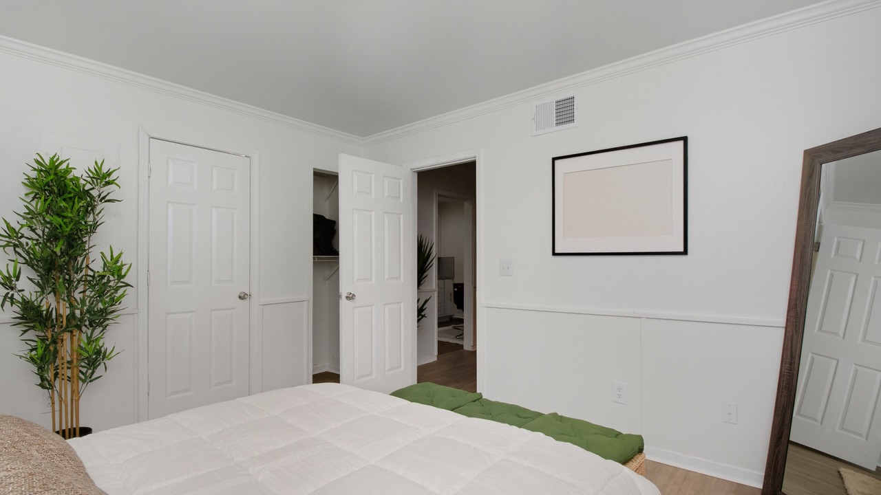 Photo of Bedroom in East Side