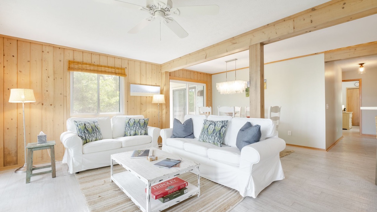 Photo of Livingroom in Bald Head Island