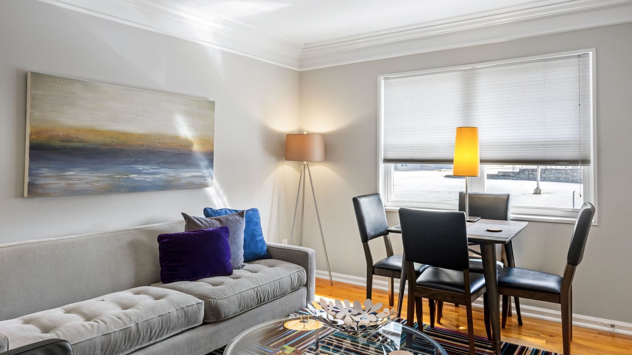 Photo of Livingroom in Brookwood