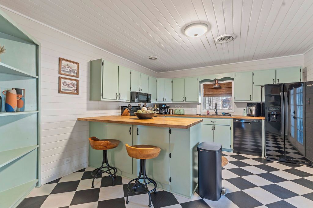 Photo of Kitchen in Peach Orchard