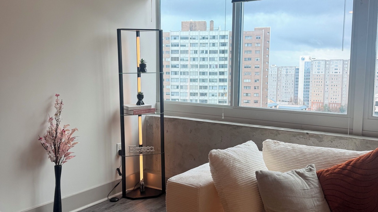 Photo of Livingroom in Peachtree Center