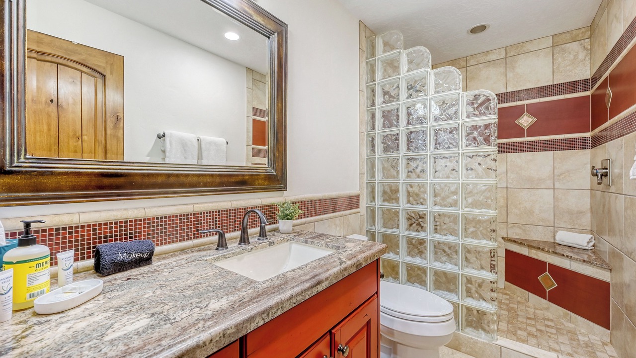 Photo of Bathroom in Park Meadows