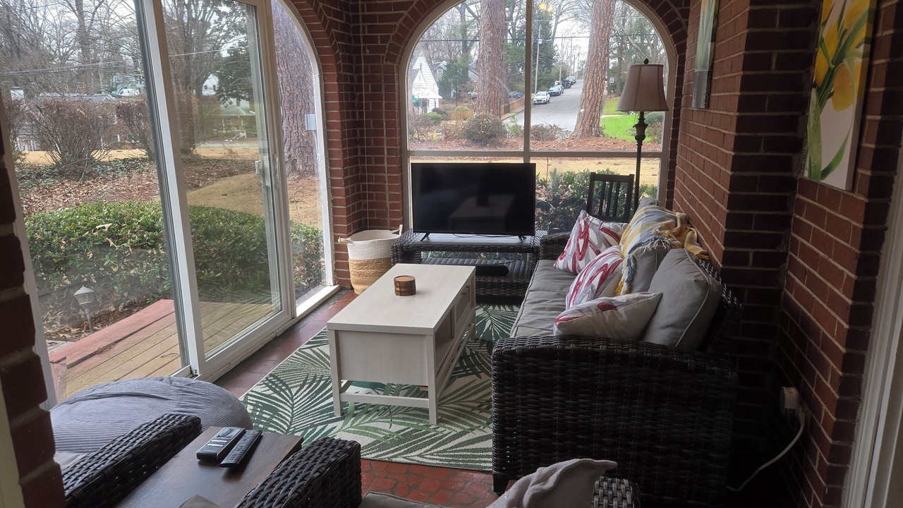 Photo of Livingroom in East Point