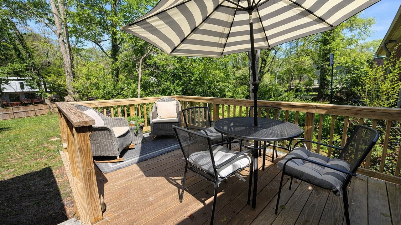 Photo of Outdoor in Westview