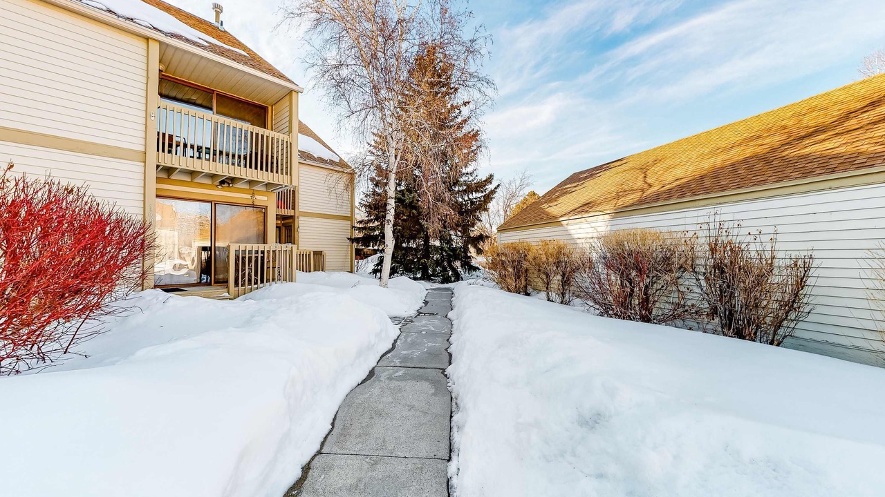 Photo of Outdoor in Park Meadows