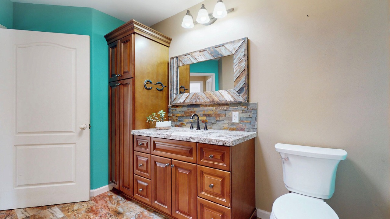 Photo of Bathroom in Espanola