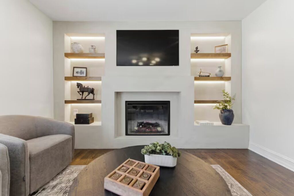 Photo of Livingroom in Tucker