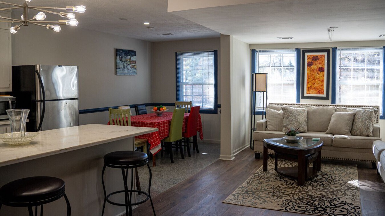 Photo of Livingroom in Lawrenceville