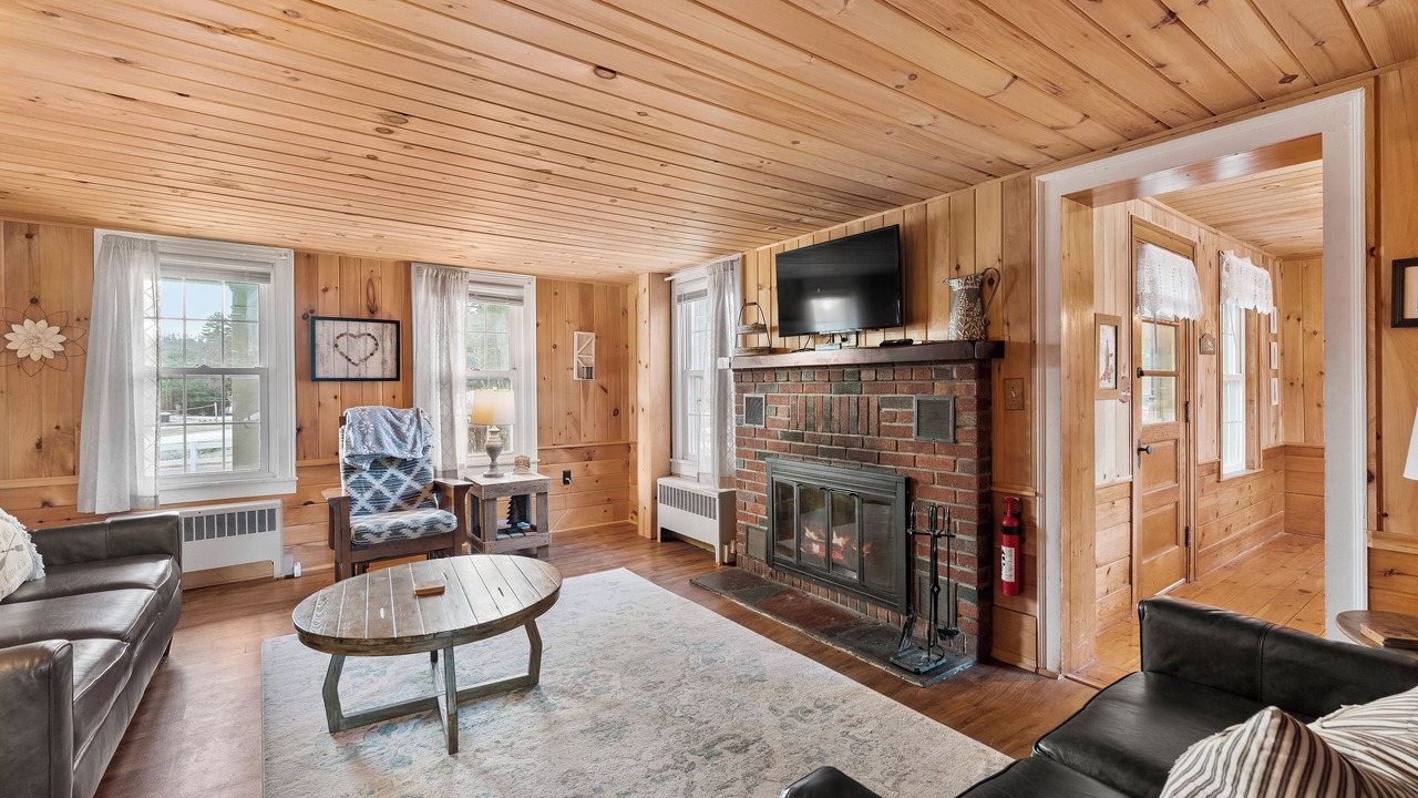 Photo of Livingroom in Chestertown