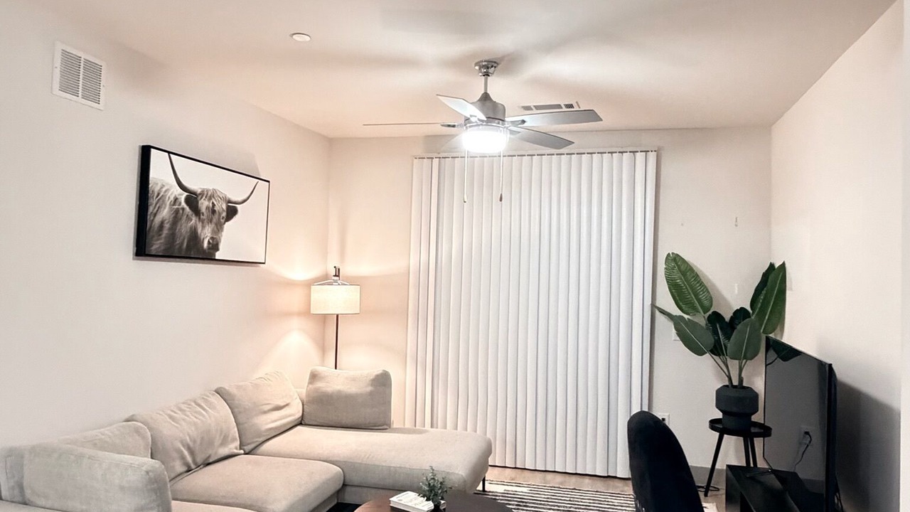Photo of Livingroom in Decatur