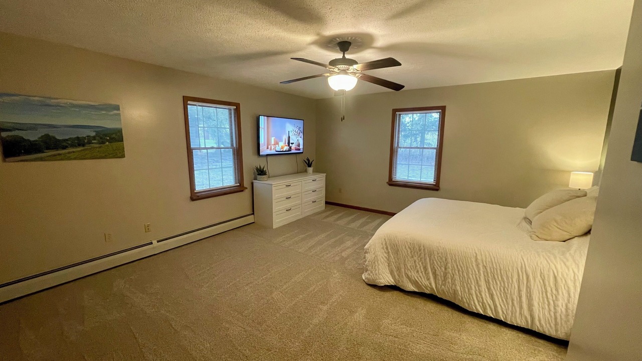 Photo of Bedroom in Branchport