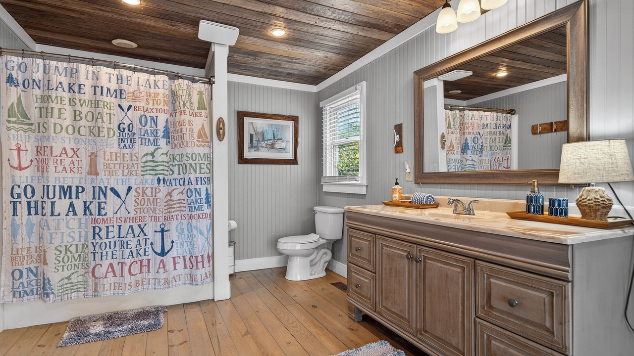 Photo of Bathroom in Eatonton