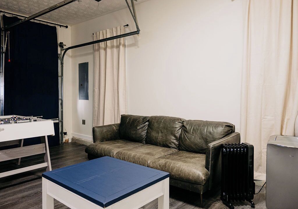 Photo of Livingroom in Town Center