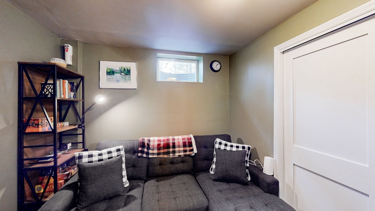 Photo of Livingroom in Chestertown