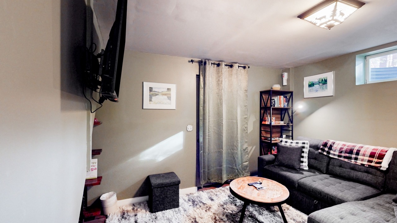Photo of Livingroom in Chestertown