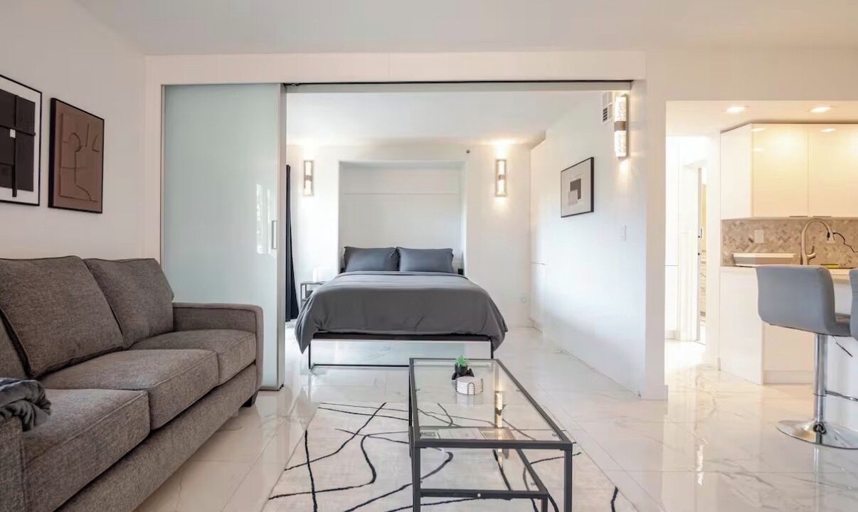 Photo of Bedroom in South Pointe