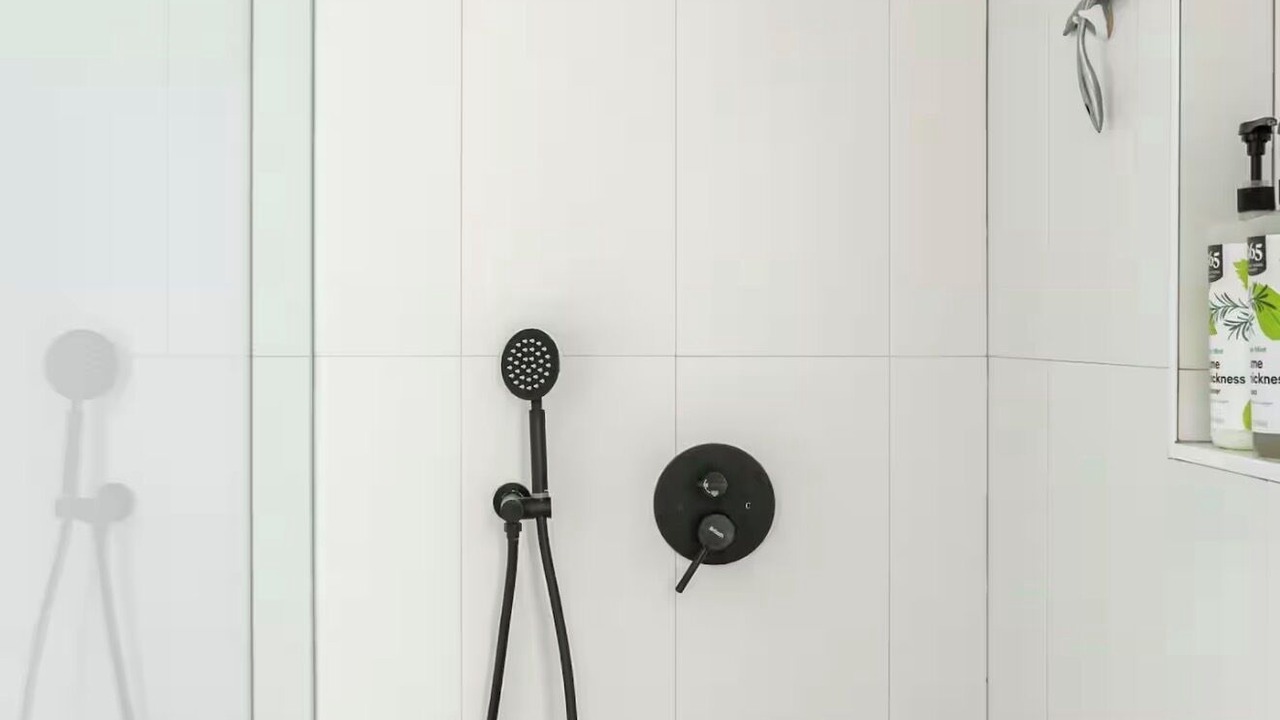 Photo of Bathroom in Belvedere Park