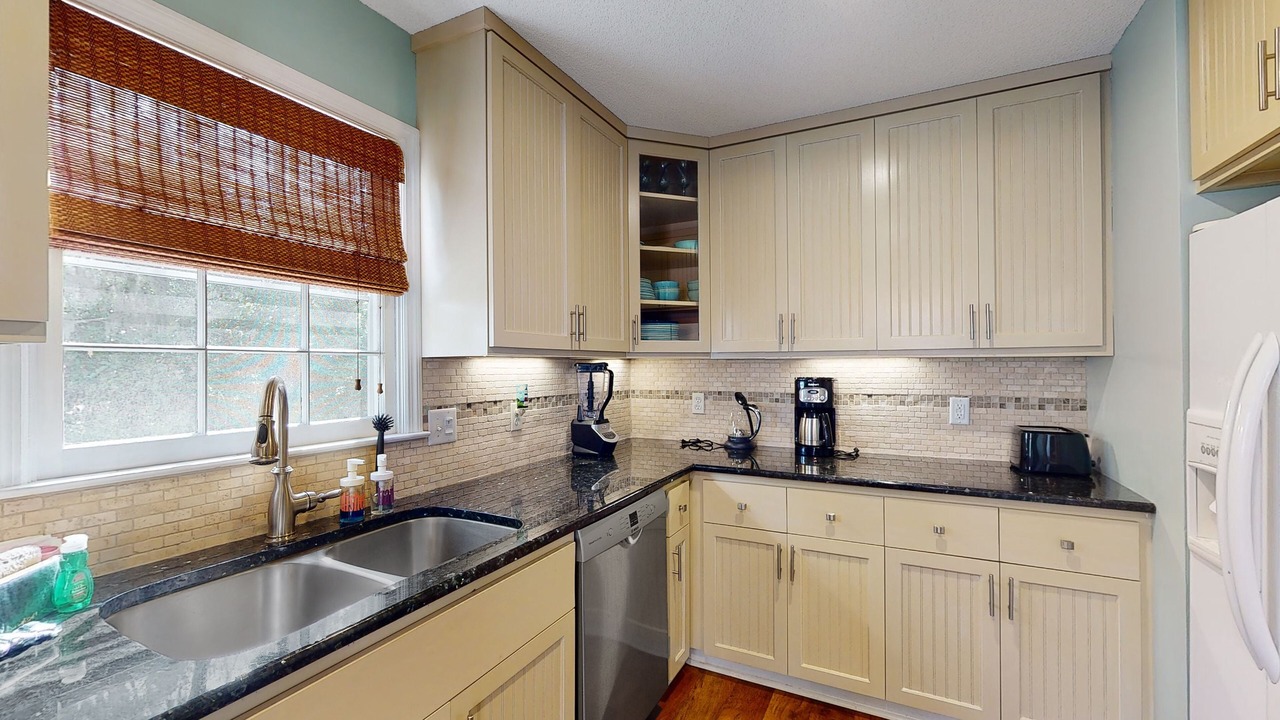 Photo of Kitchen in Saint Simons Island