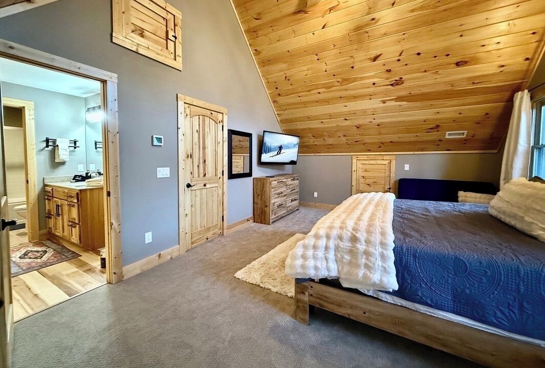 Photo of Bedroom in Beech Mountain
