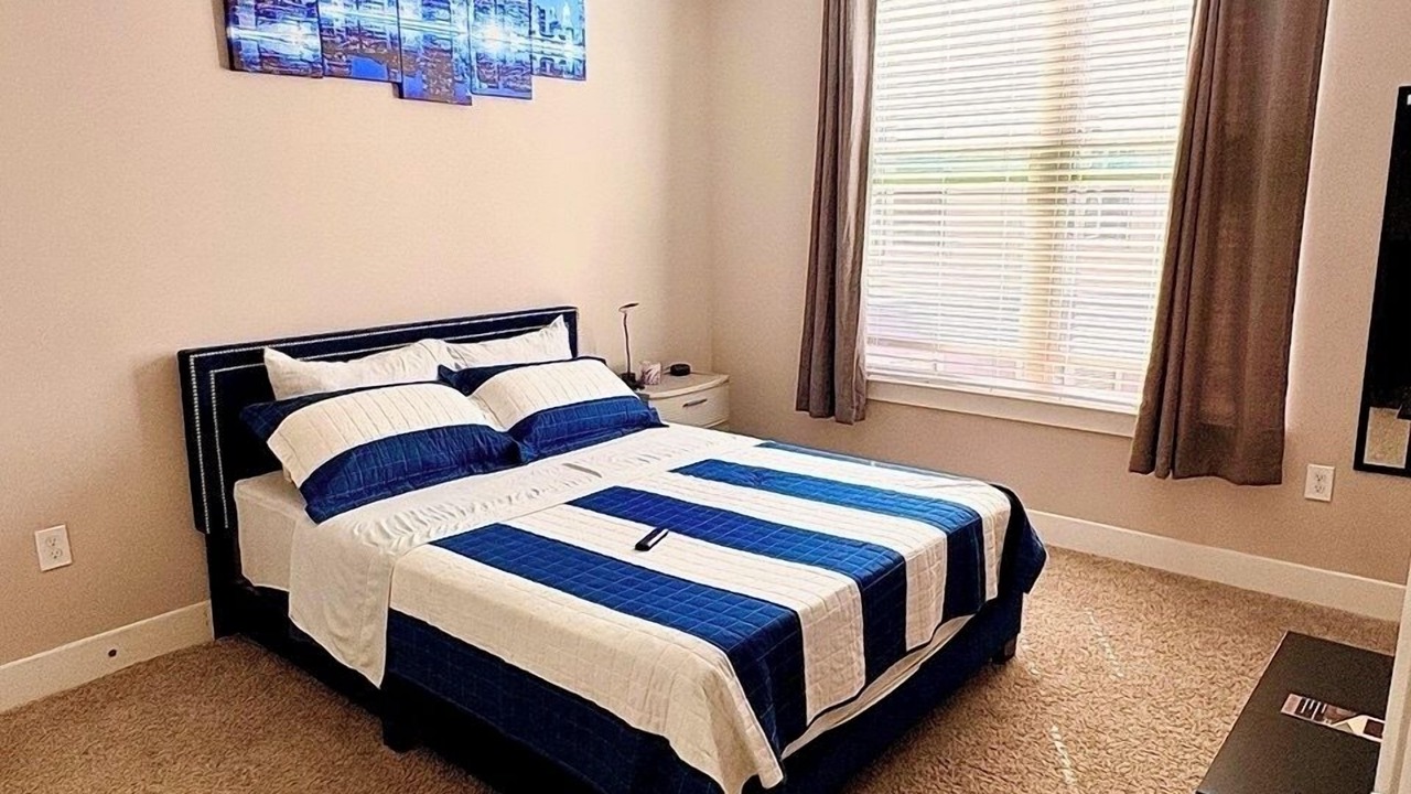 Photo of Bedroom in Sandy Springs