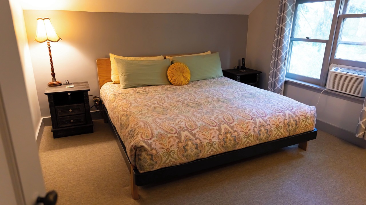 Photo of Bedroom in Conesus