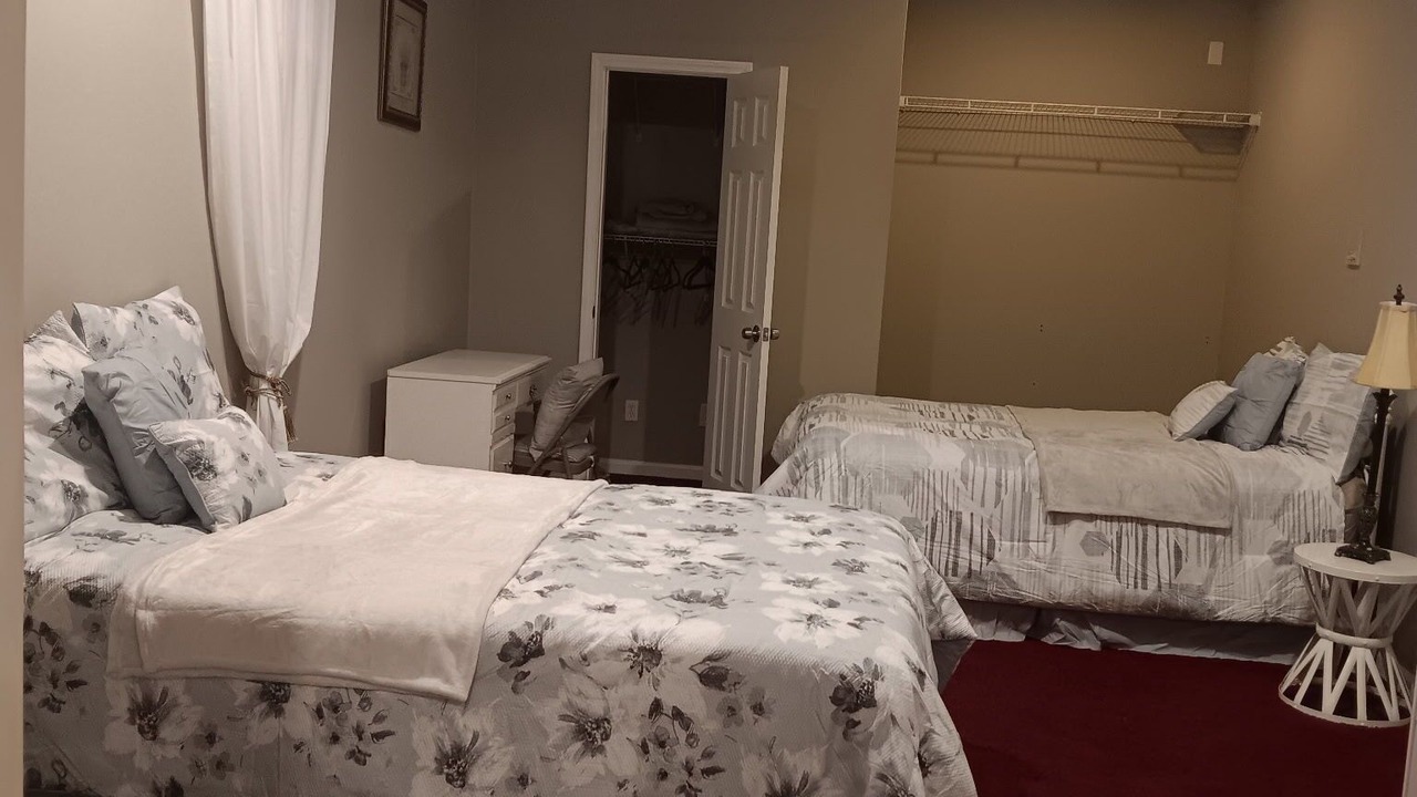 Photo of Bedroom in Grayson