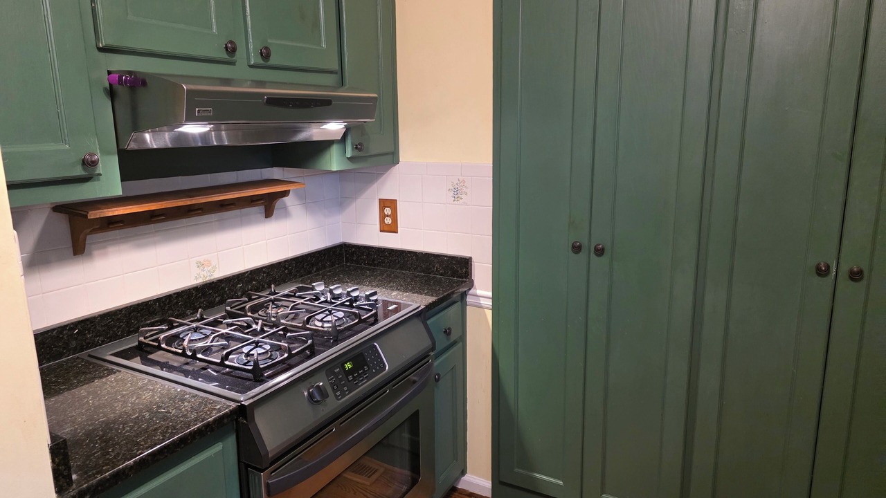 Photo of Kitchen in Stone Mountain