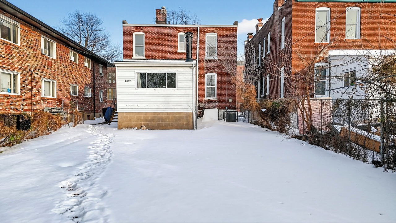 Photo of Outdoor in St. Louis