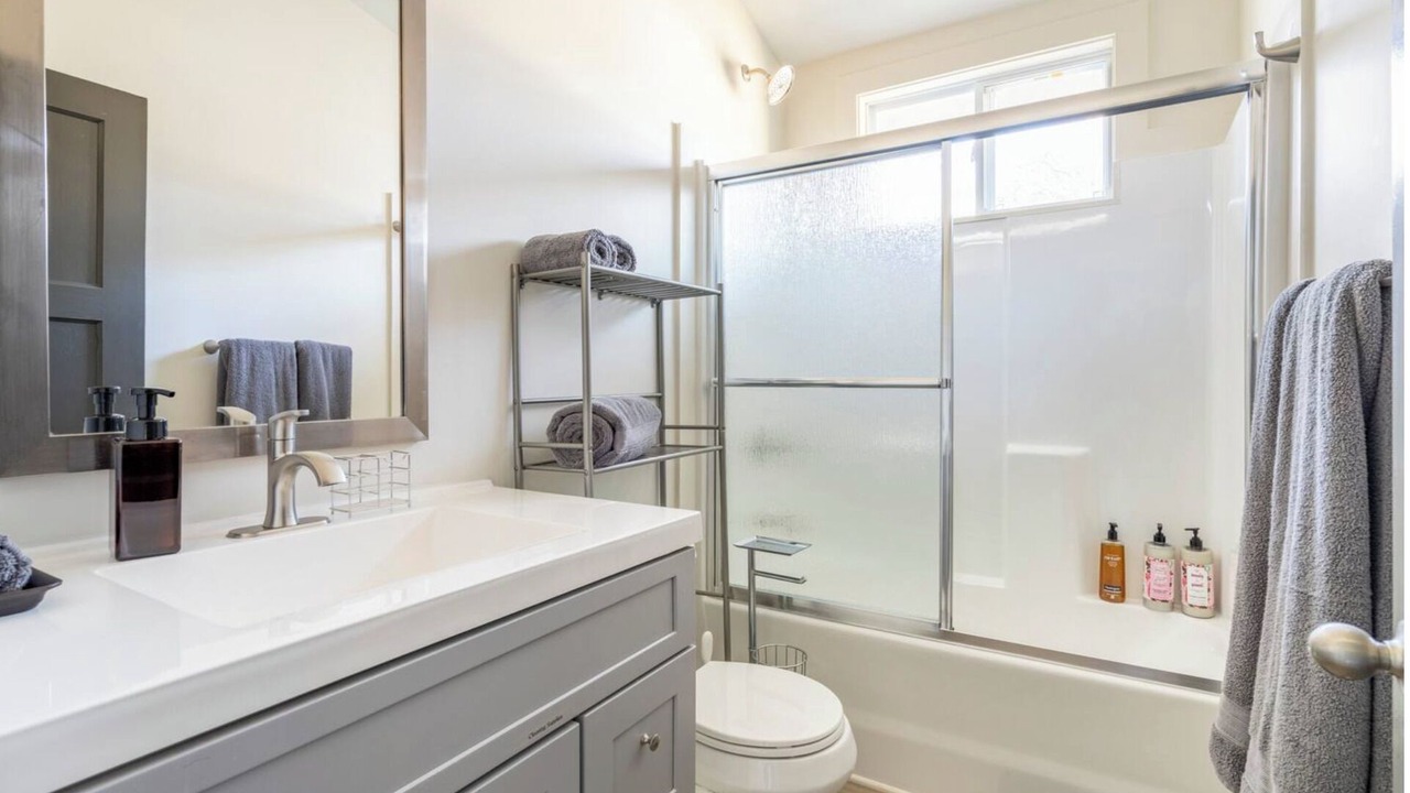 Photo of Bathroom in Smyrna