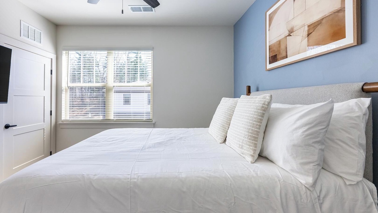 Photo of Bedroom in Asheville