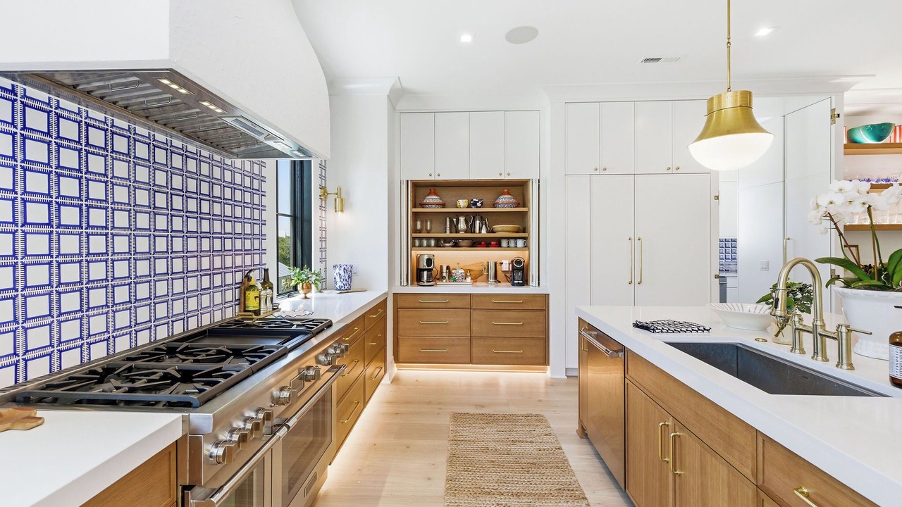 Photo of Kitchen in Cape Fear Station
