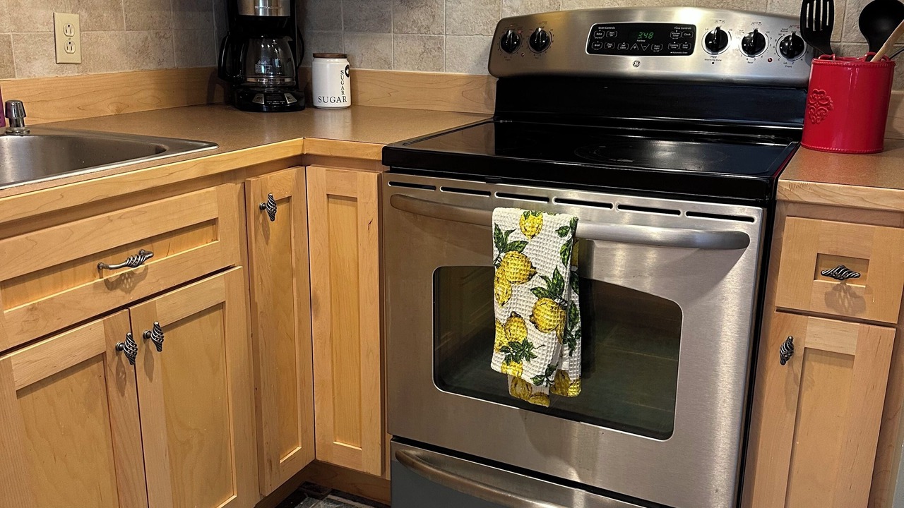 Photo of Kitchen in Carrabassett Valley