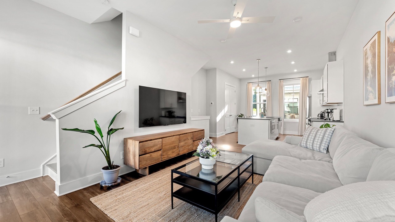 Photo of Livingroom in Chosewood Park