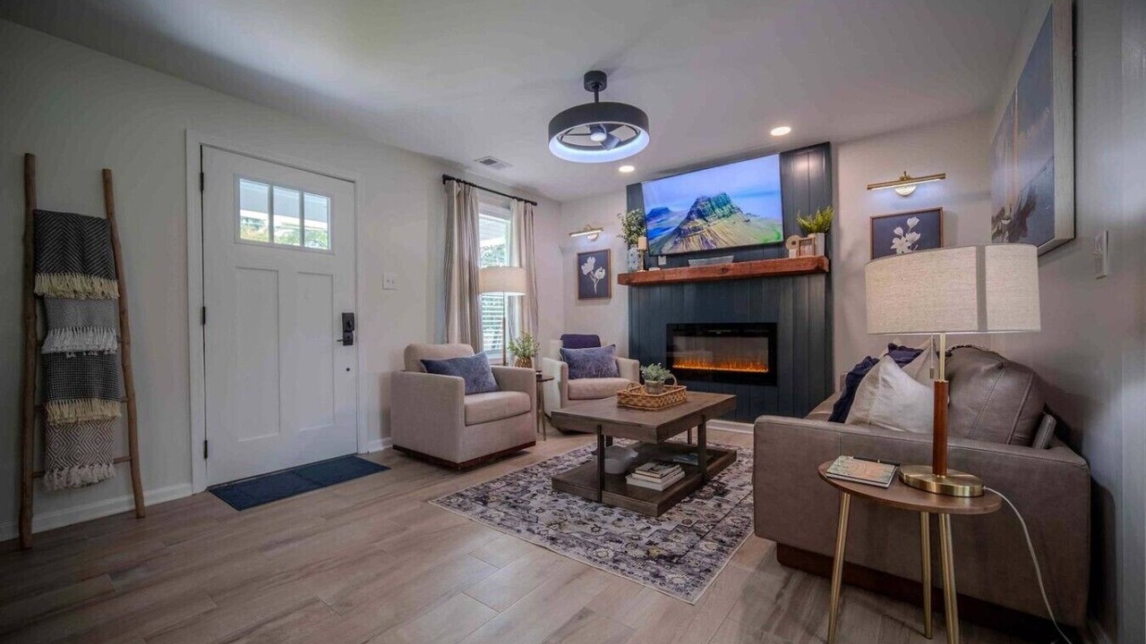 Photo of Livingroom in Acworth
