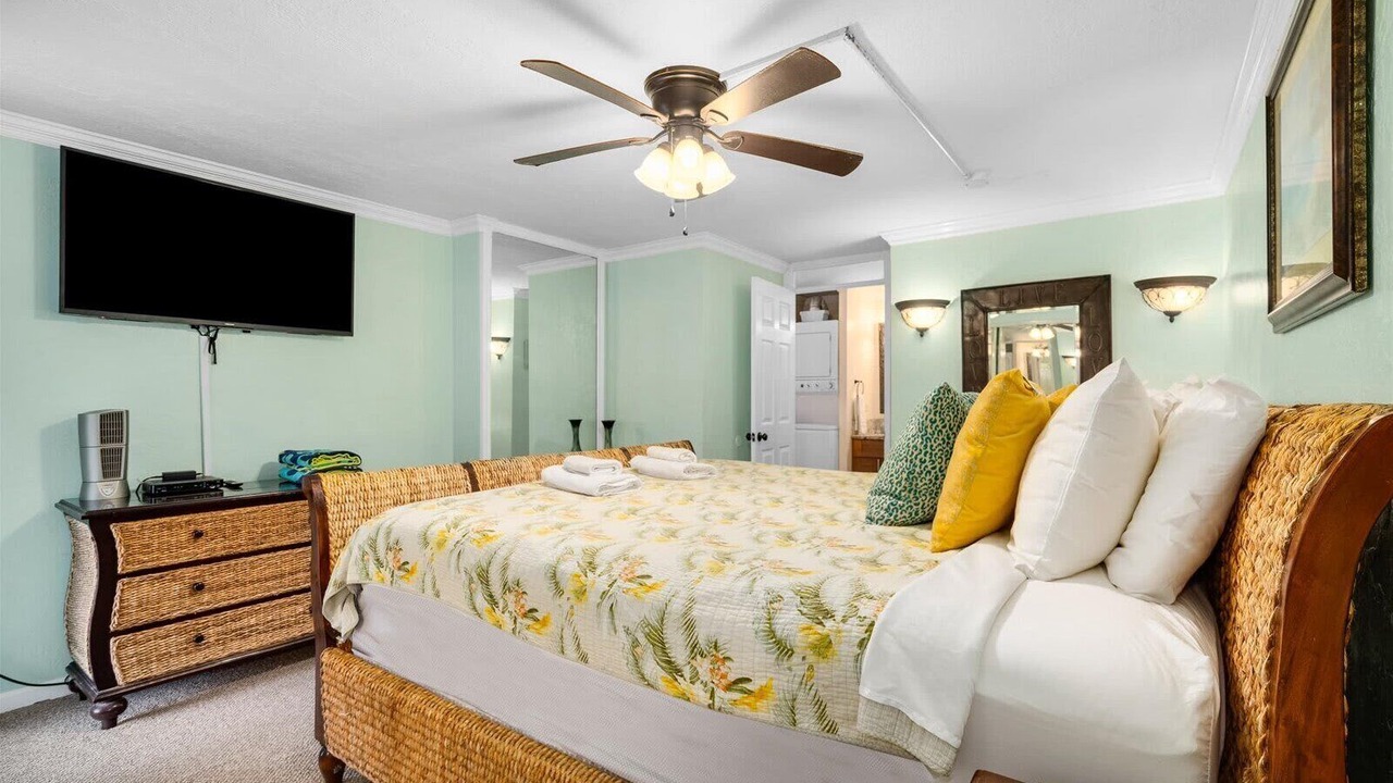 Photo of Bedroom in Punaluu