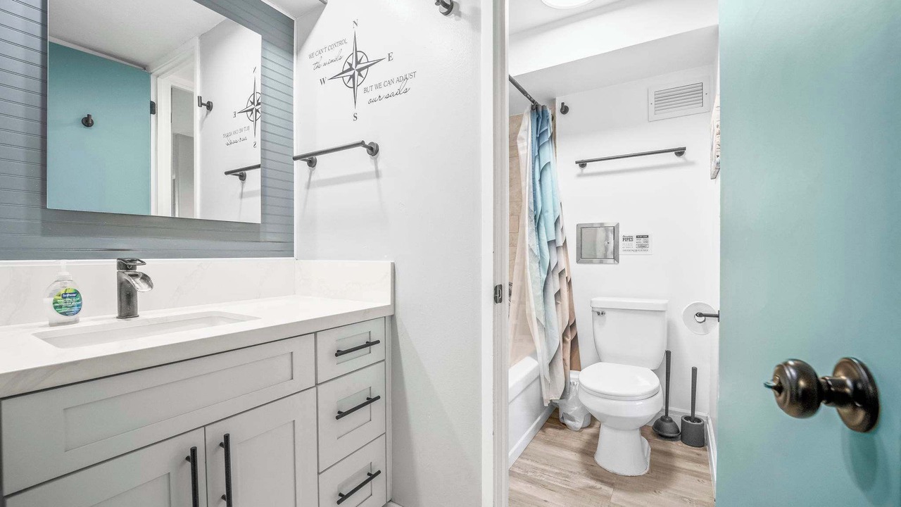 Photo of Bathroom in Punaluu