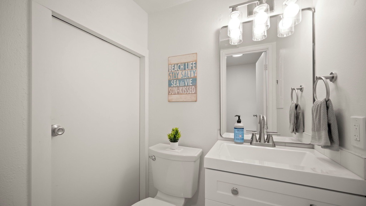 Photo of Bathroom in Nawiliwili