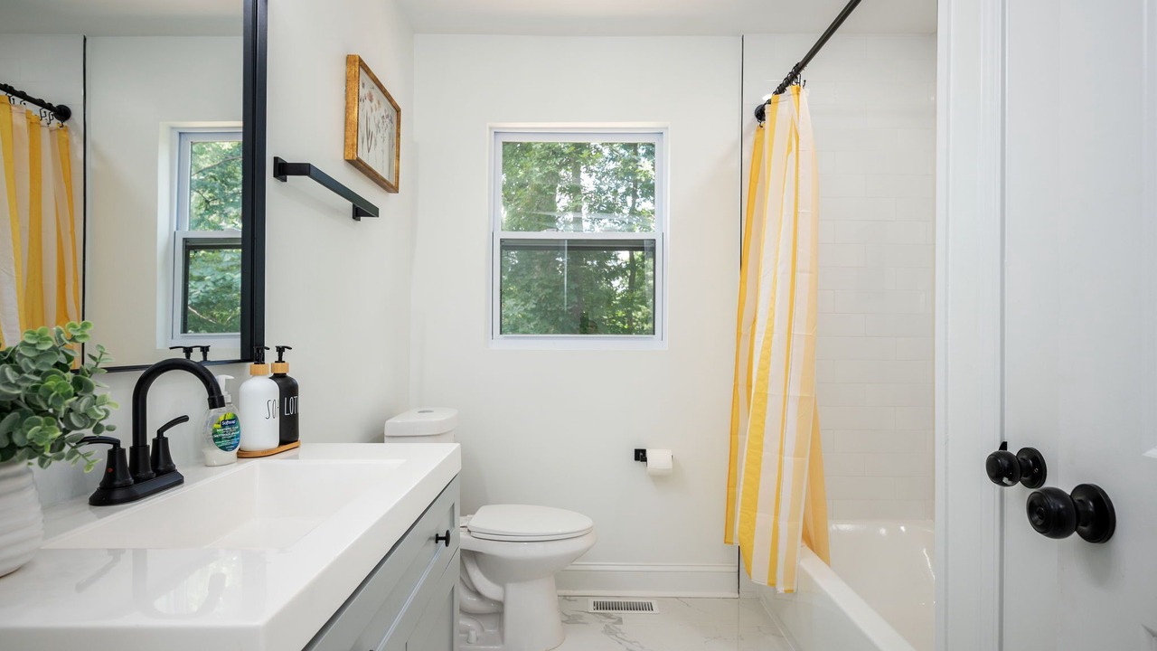 Photo of Bathroom in Atlanta