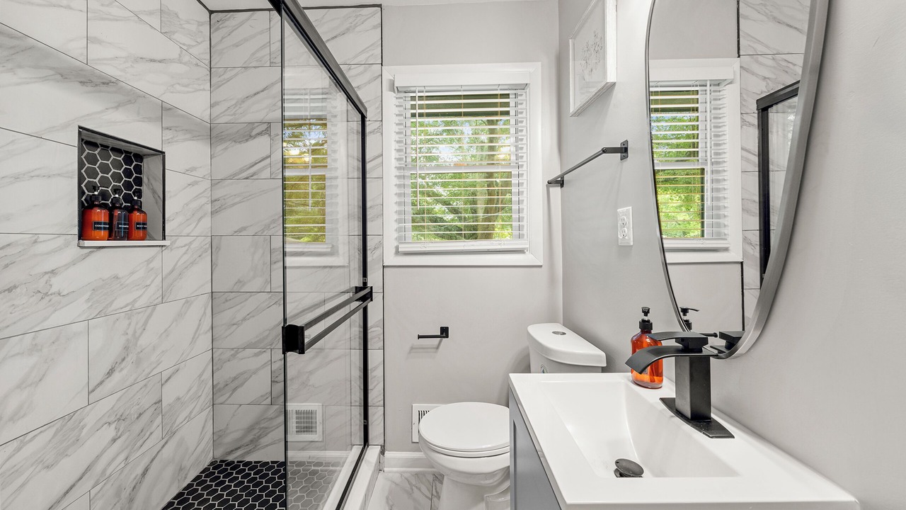 Photo of Bathroom in Church Street