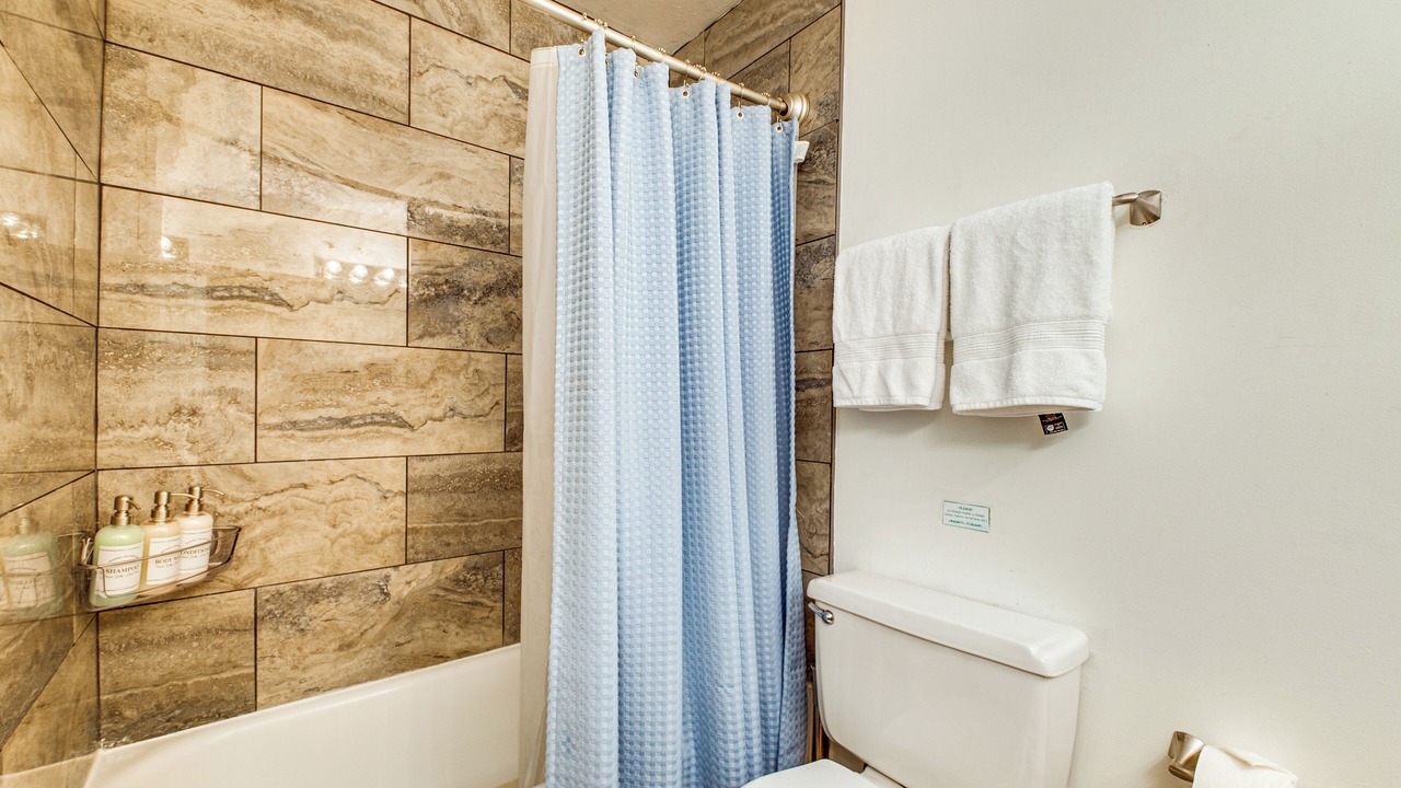 Photo of Bathroom in Nawiliwili