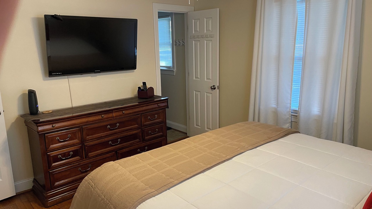 Photo of Bedroom in Kernersville