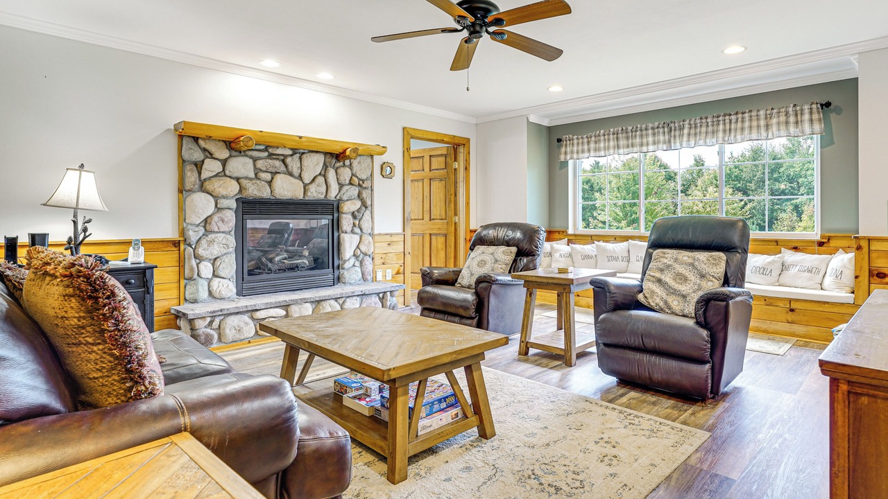 Photo of Livingroom in Chestertown