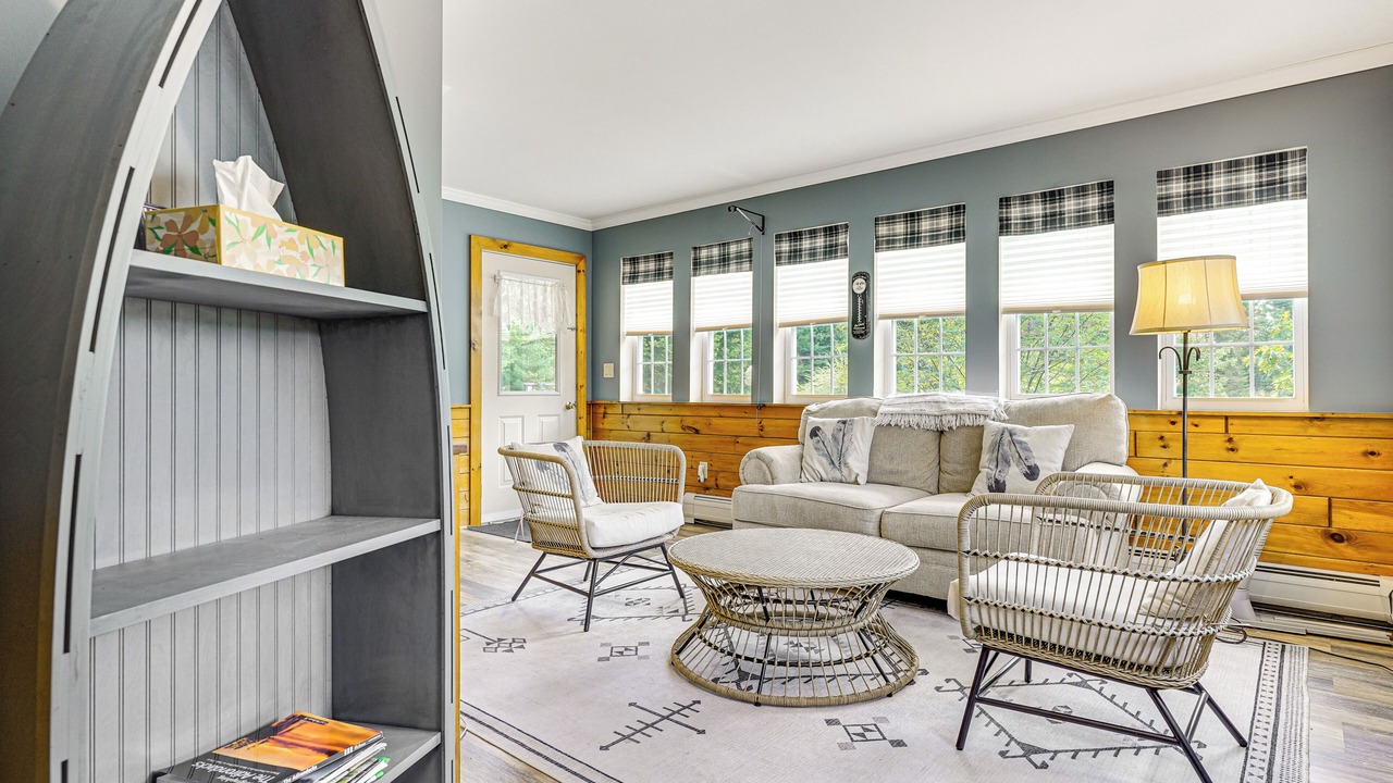 Photo of Livingroom in Chestertown