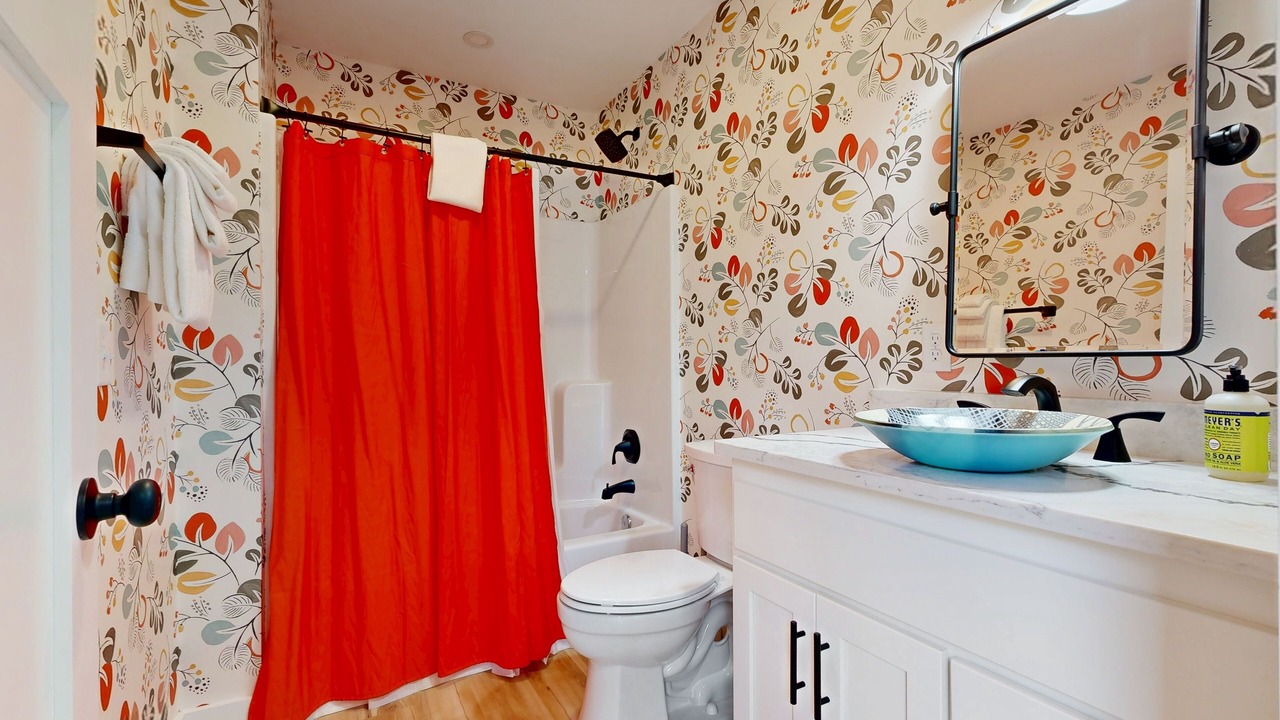 Photo of Bathroom in Valois