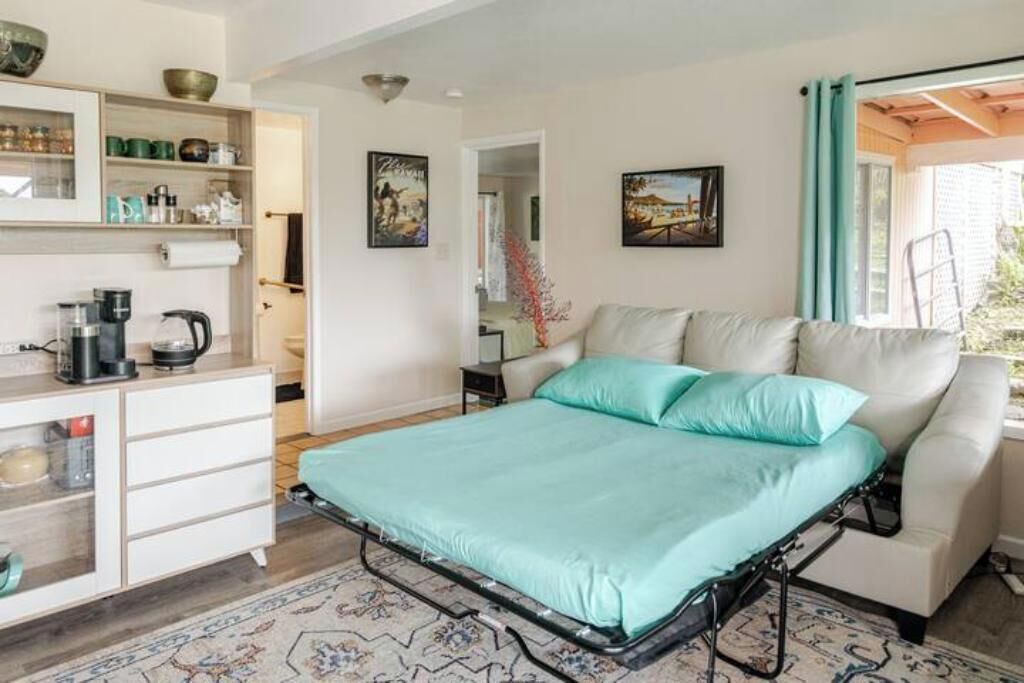 Photo of Bedroom in Mountain View