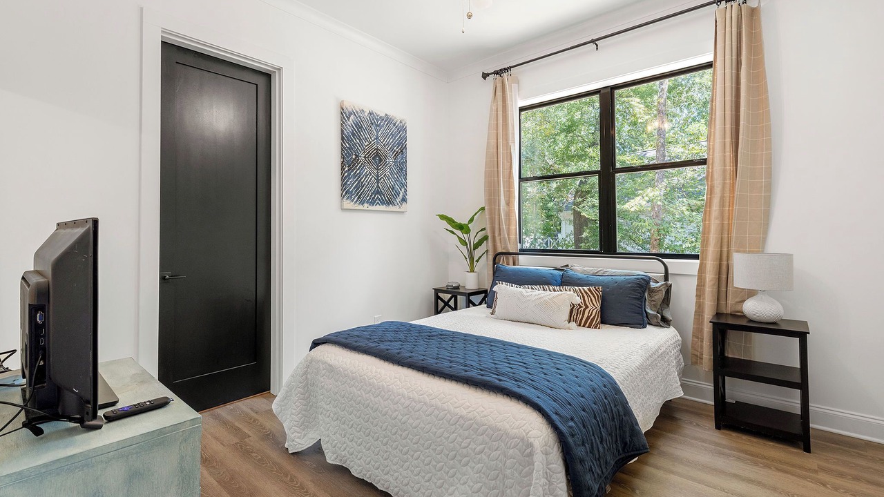 Photo of Bedroom in Buckhead