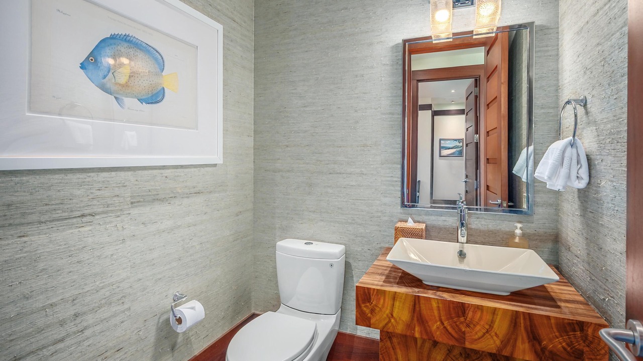 Photo of Bathroom in Poipu