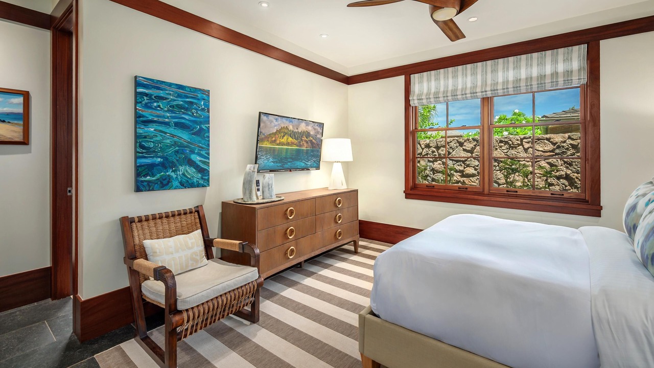 Photo of Bedroom in Poipu