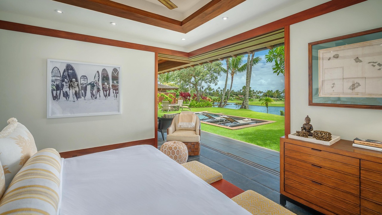 Photo of Bedroom in Poipu